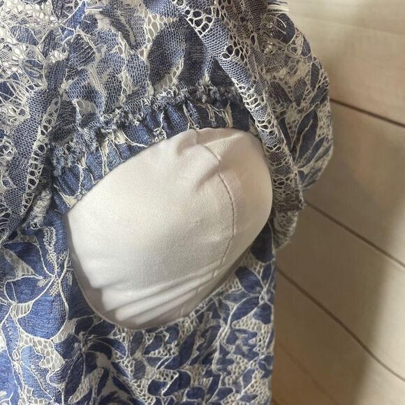 Code x Mode blue white lace off shoulder crop top medium - Picture 3 of 8